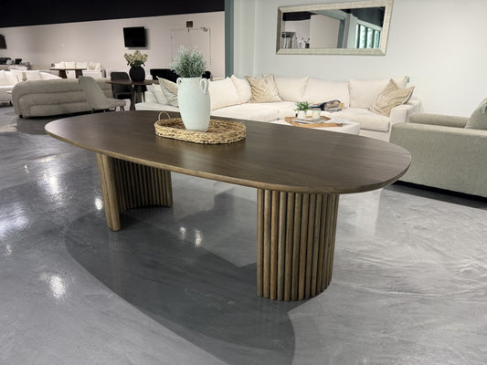 Mango Wood Dining Table – Walnut