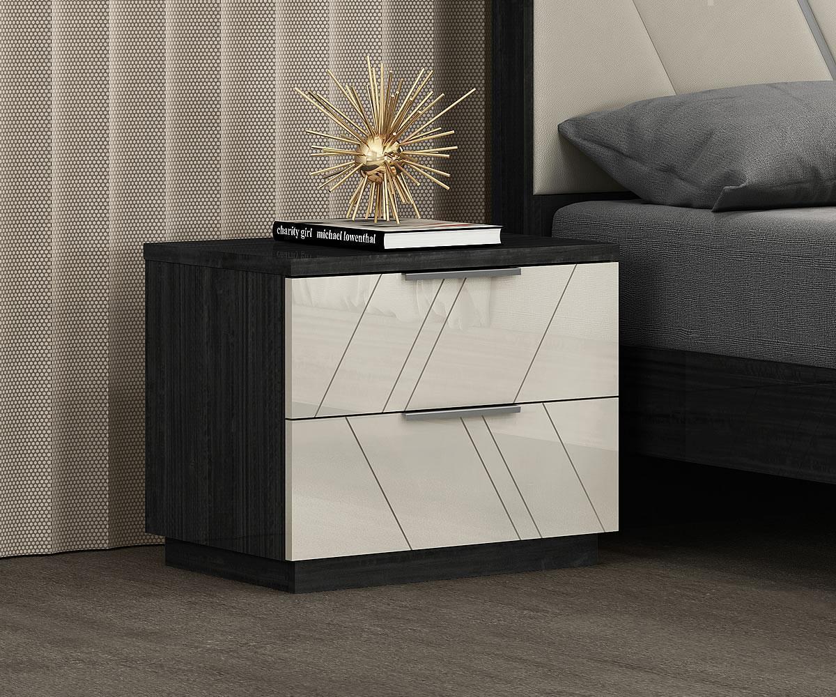 Modern Travis 8-Piece Bedroom Set: Wireless Charging, LED Mirror, Two-Tone Grey