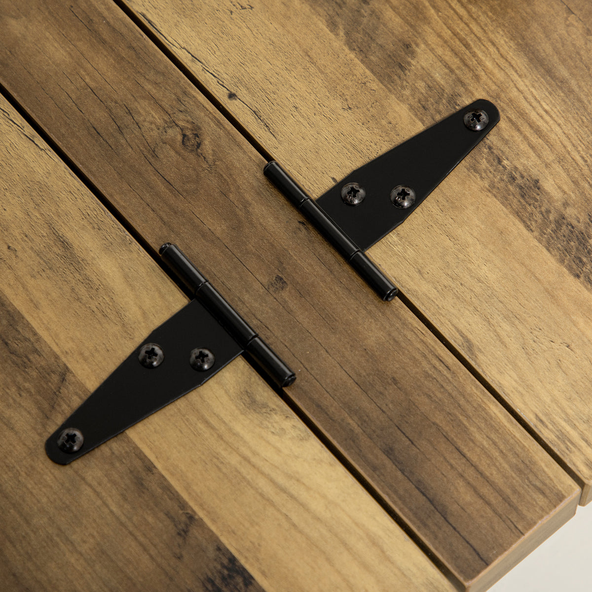 Farmhouse Square Coffee Table with Flip-Top Lids and Hidden Storage