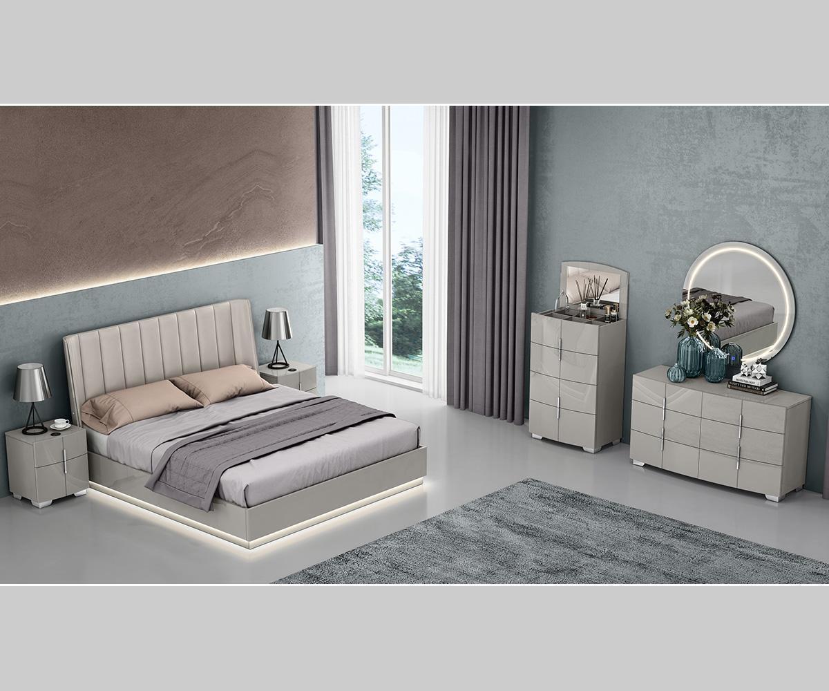 Luxurious Modern Grey Chrisley Bedroom Set with LED and Wireless Charging