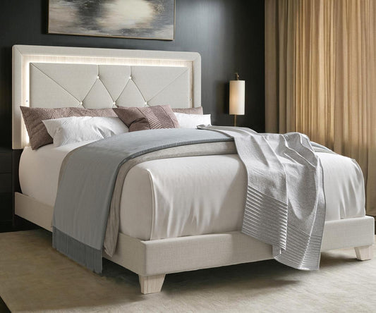 https://www.kwalityfurniture.com/assets/uploads/files/products/4125-bash-king-bed.jpg