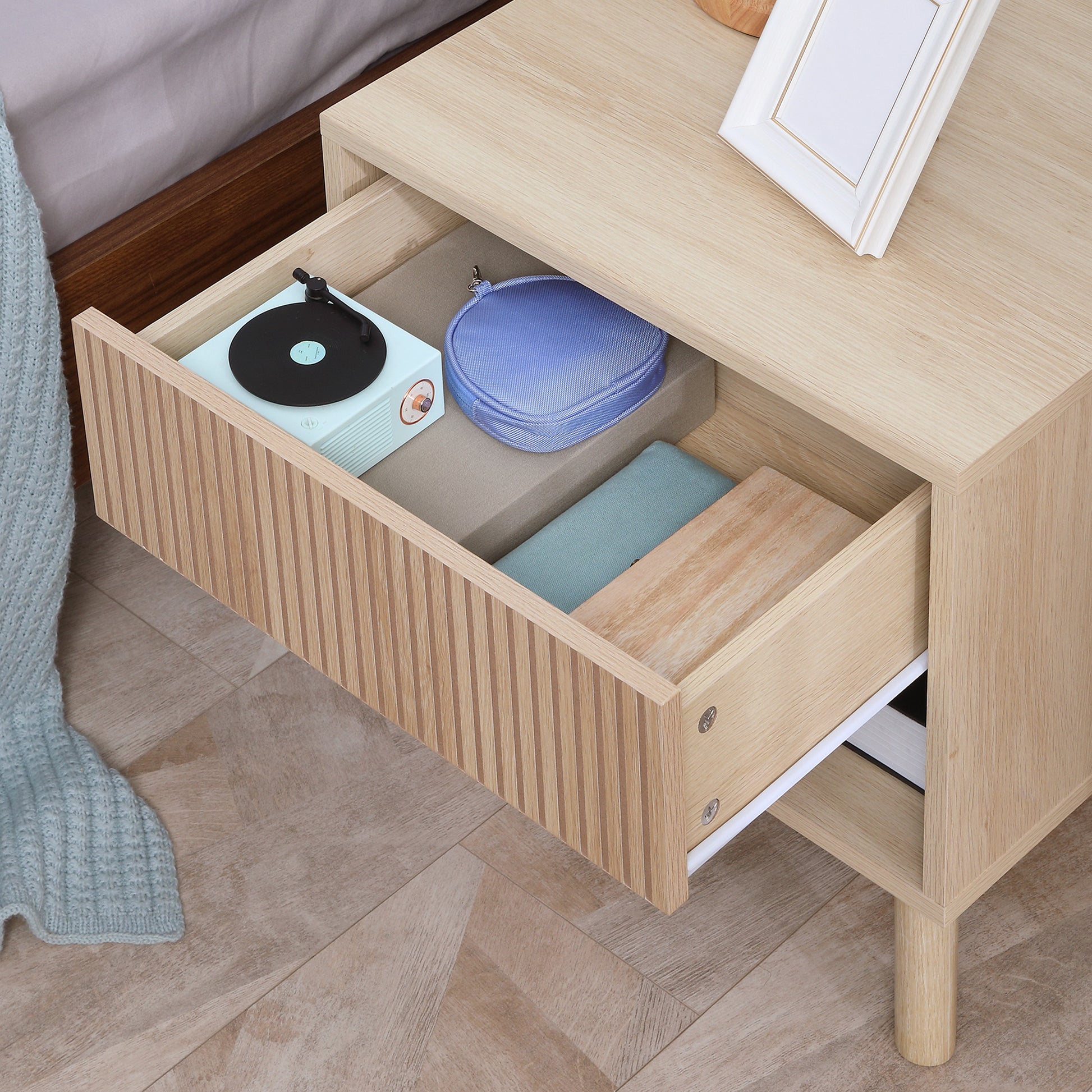 HOMCOM Modern Natural Wood Bedside Table with Drawer, Open Shelf Storage