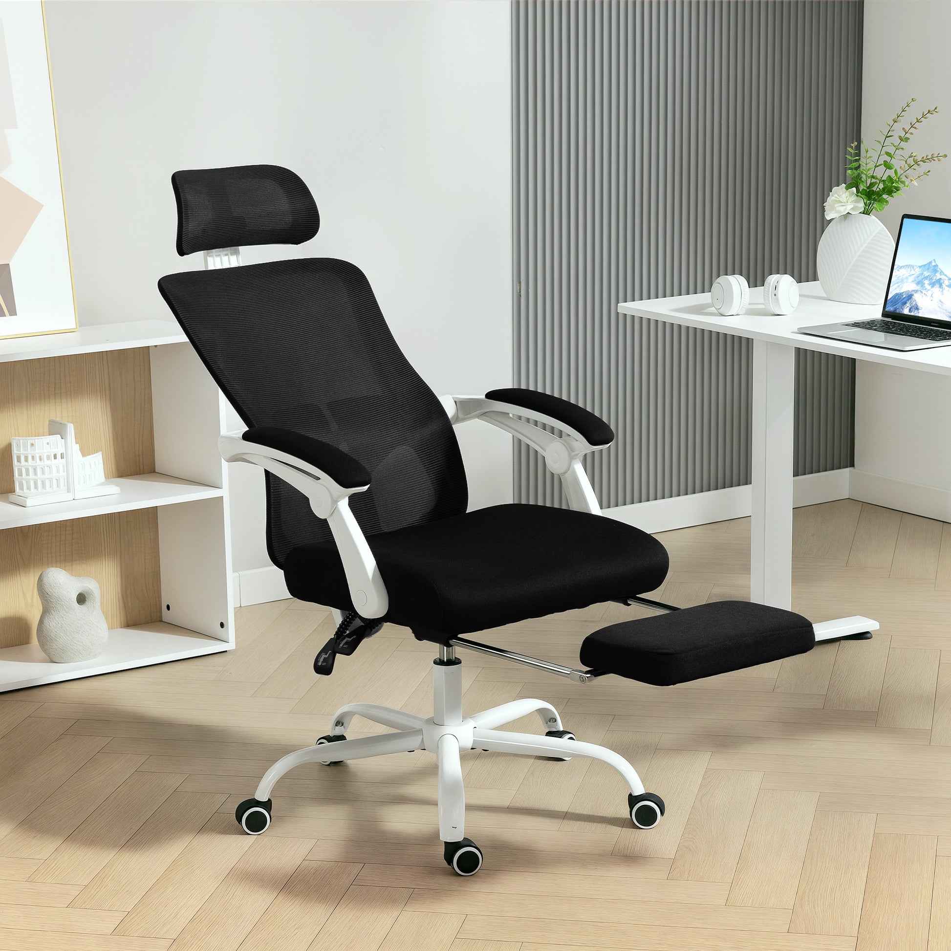 HOMCOM Ergonomic Mesh Reclining Office Chair with Adjustable Lumbar Support & Footrest, Black