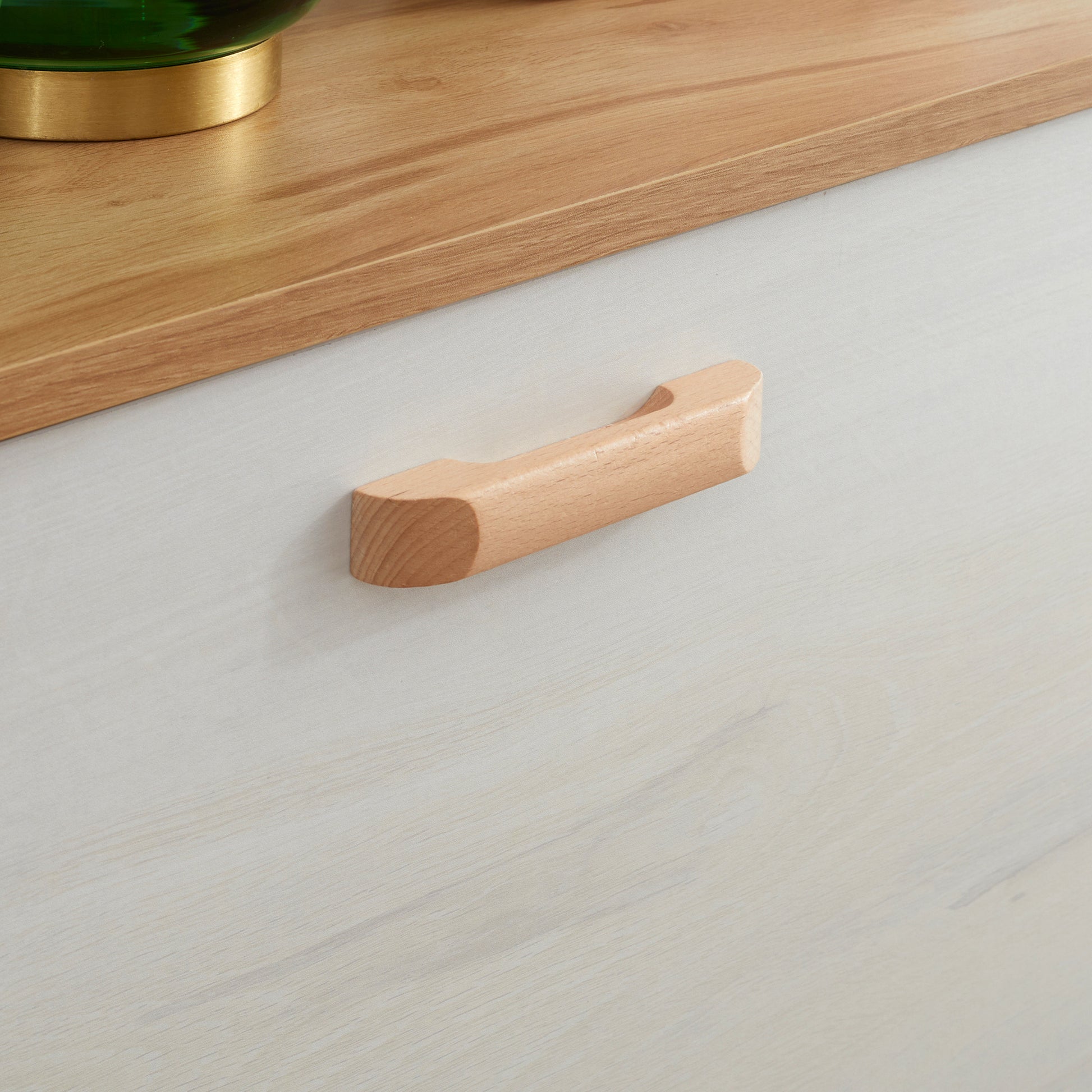 HOMCOM Modern White Shoe Cabinet with 3 Flip Drawers & Adjustable Shelves