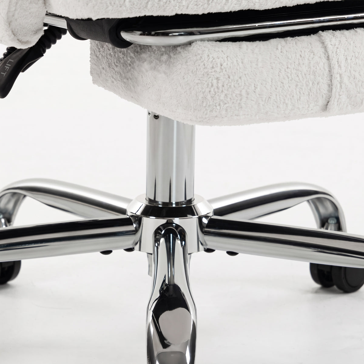 Big and Tall Office Chair with Flip Armrests for Cross Legged Sitting, Cream