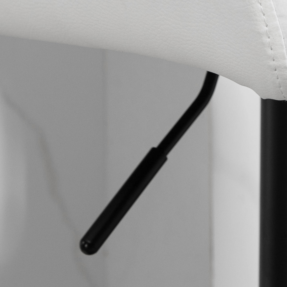 Tufted PU Leather Swivel Bar Stools with Footrest, Set of 2, White