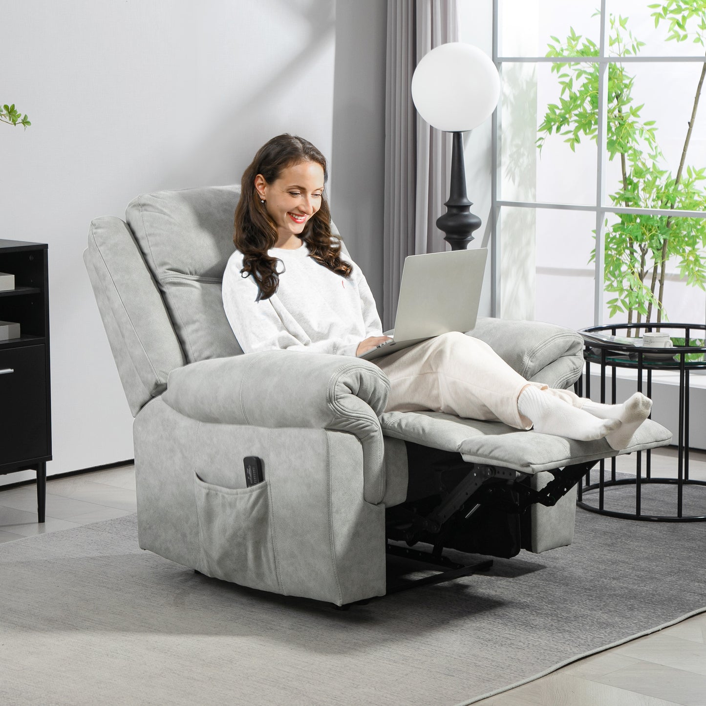 HOMCOM Manual Recliner Chair with Vibration Massage, Side Pockets, Grey Microfibre