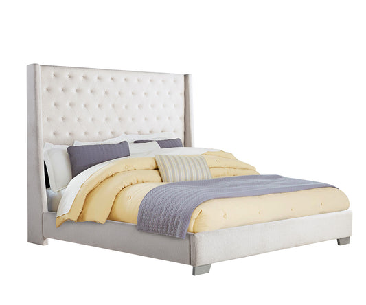 Daria Queen Bed: Elegant Boucle Fabric, Button Tufted, Sturdy Metal Legs