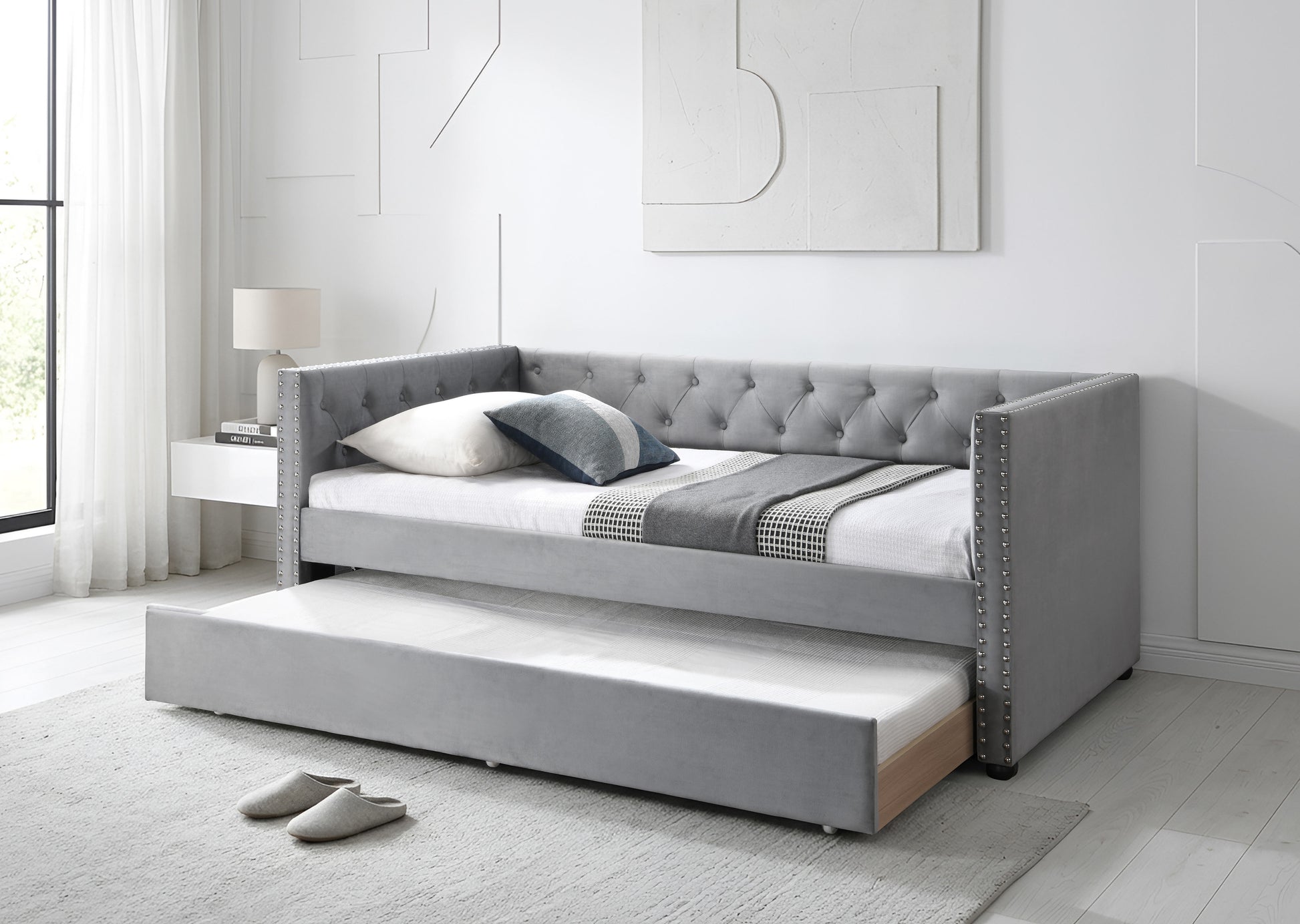 IF-309 Upholstered Daybed With Pull-Out Trundle