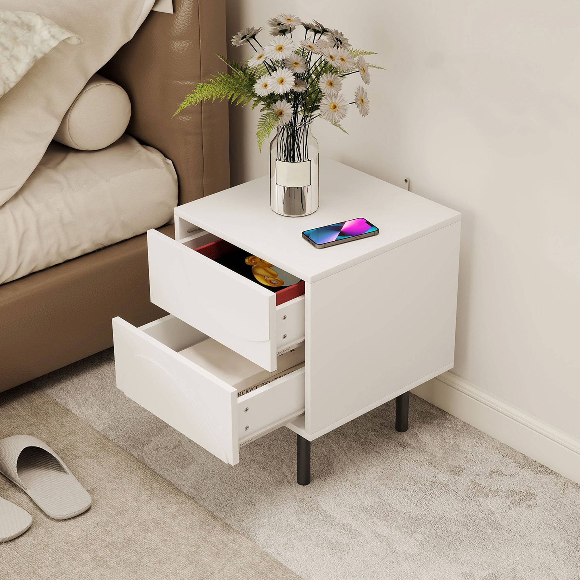HOMCOM Modern White Nightstand Set of 2 with Push-Open Drawers, Steel Legs
