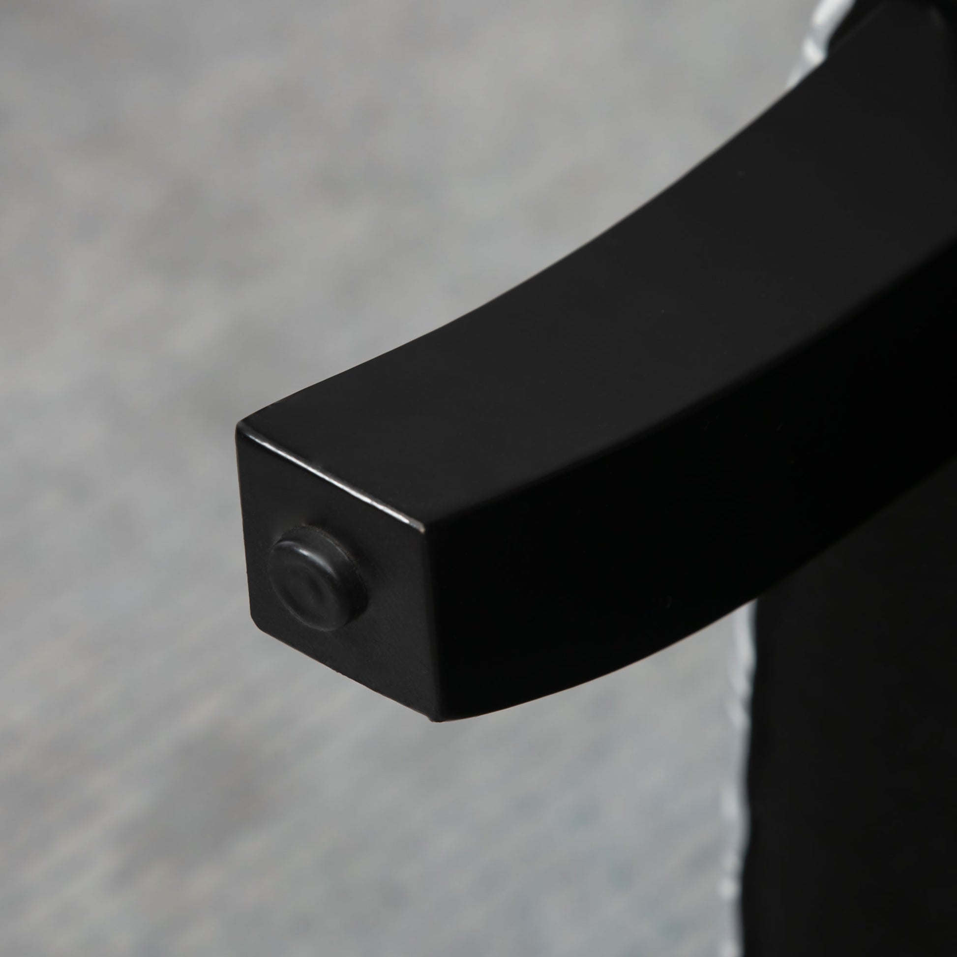 HOMCOM Modern Grey Linen Accent Chair, Rolled Arms, Nailhead Trim, Rubberwood Legs