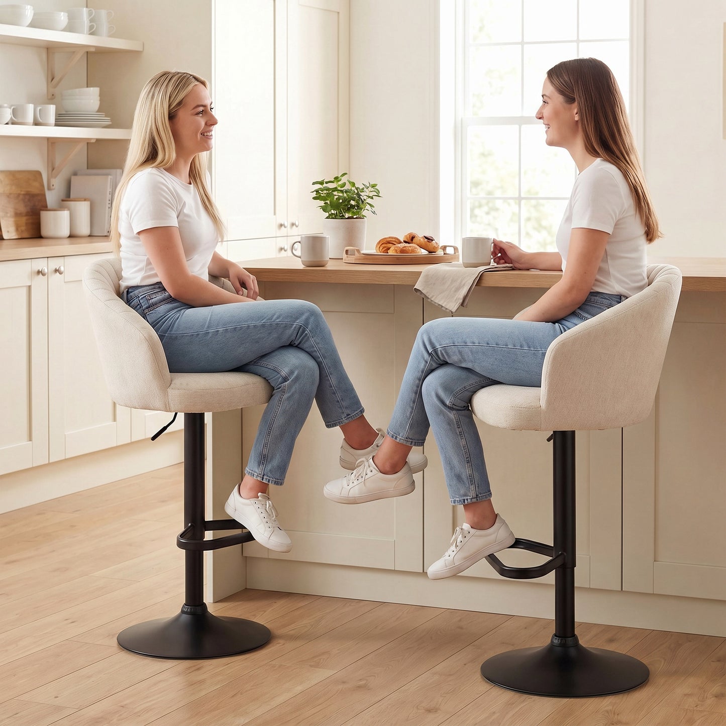 HOMCOM Swivel Adjustable HeightBar Stools Set of 2 Beige