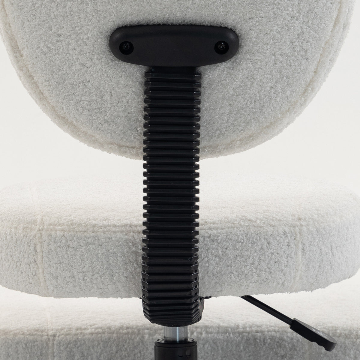 Ergonomic Cross Legged Office Chair with Removable Footrest, Cream