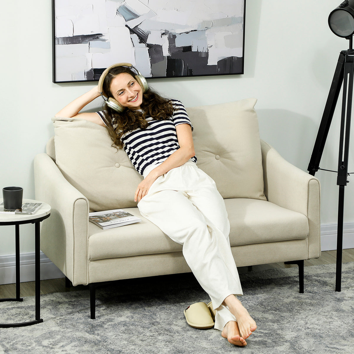 Button-Tufted 2-Seater Sofa