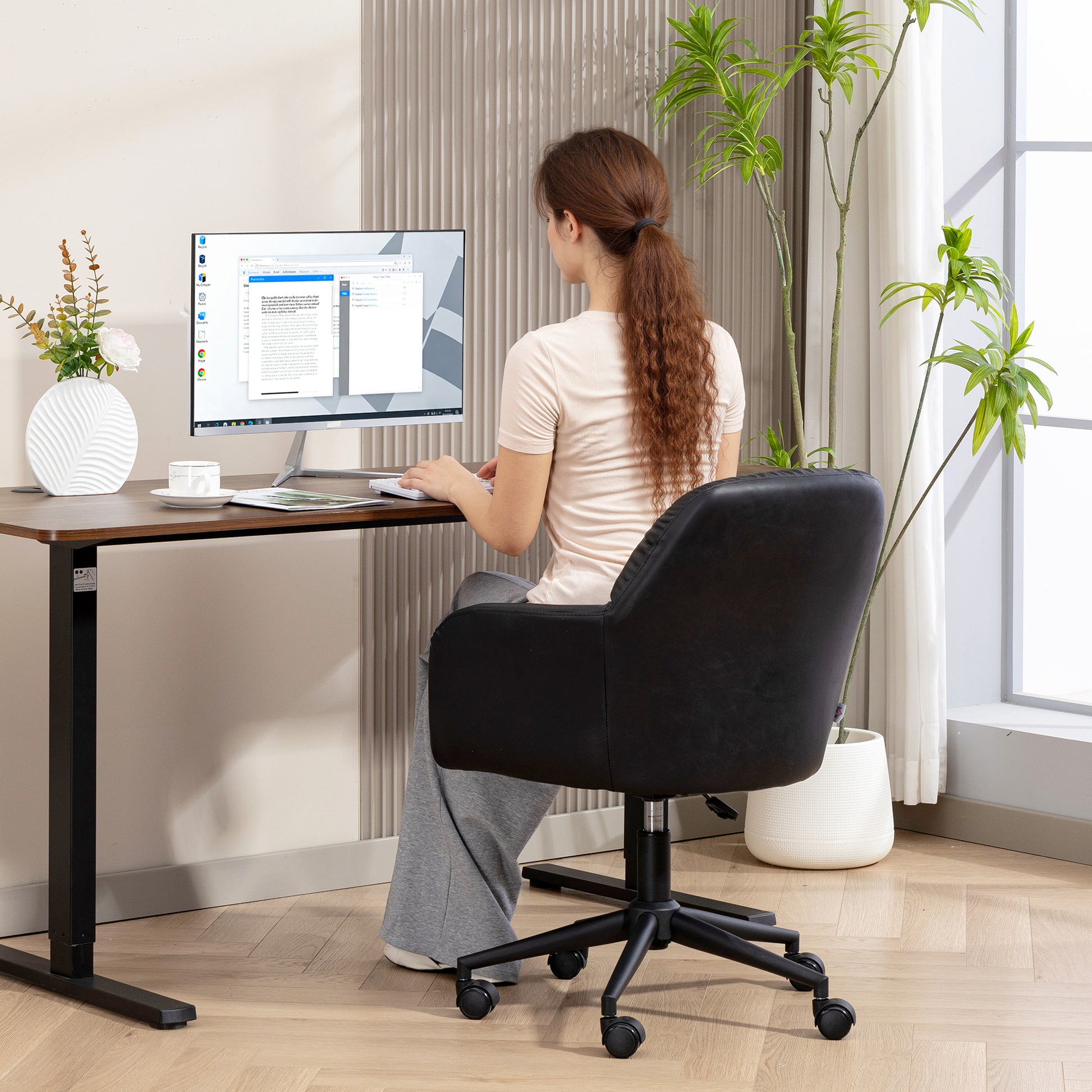 HOMCOM Modern Faux Leather Swivel Office Chair, Adjustable Height, Ergonomic Desk Seating