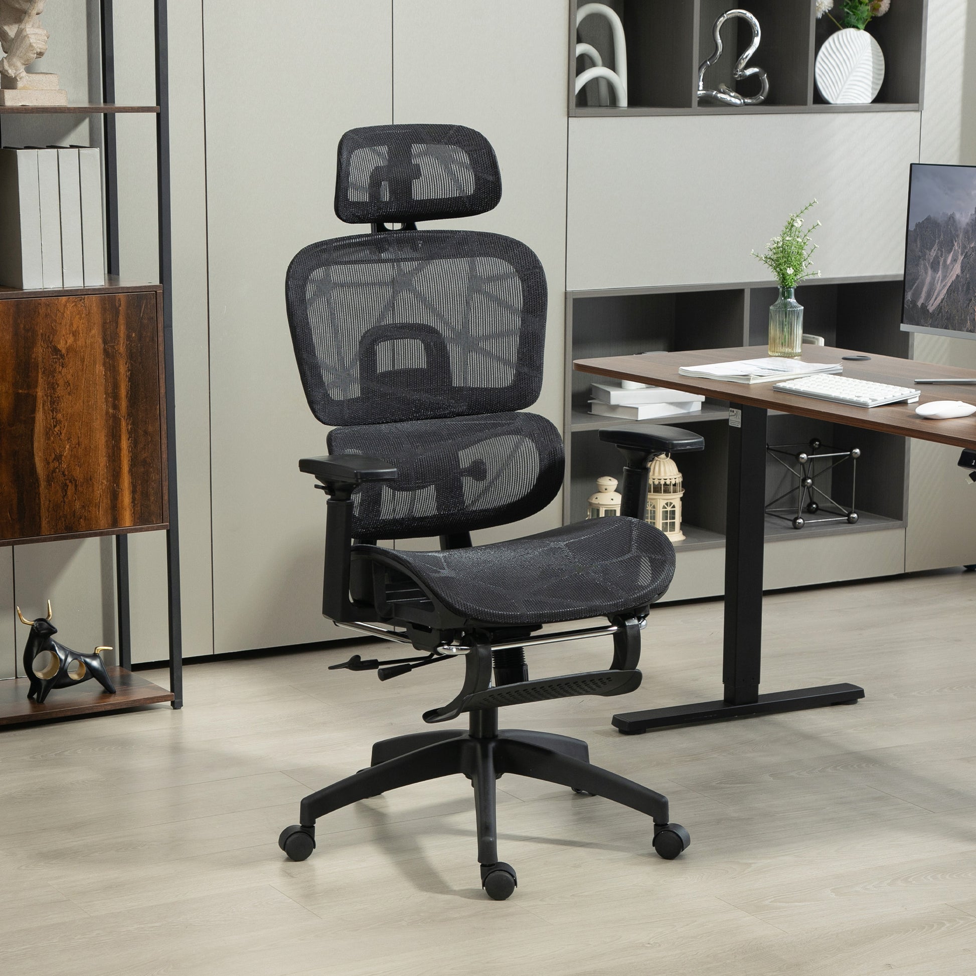 HOMCOM Ergonomic Mesh High-Back Office Chair with 3D Armrests, Lumbar Support, 135° Recline