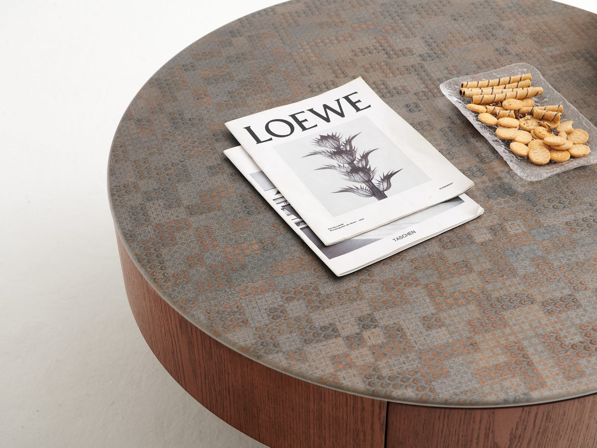 Round Nesting Coffee Table Set, Wood Finish