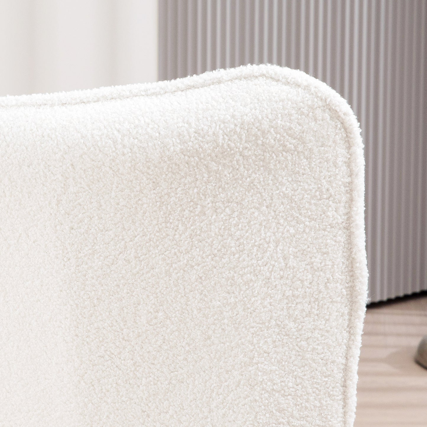 HOMCOM Accent Sherpa Upholstered Fluffy Wingback Chair for Living Room Reading Nook Cream